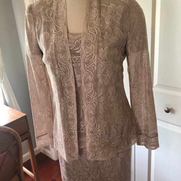 DAMIANOU 3 PIECE LACE SHIMMERY LONG DRESS WORN ONCE MOTHER OF BRIDE CHAMPAGNE - Picture 5 of 16